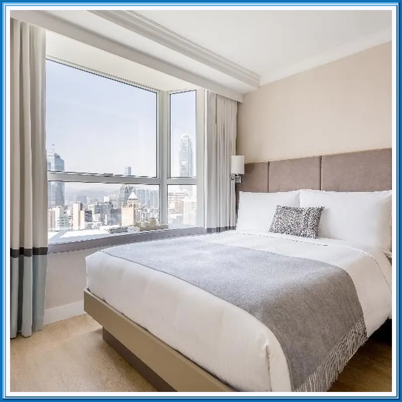 Two MacDonnell Road 호텔 내부 이미지