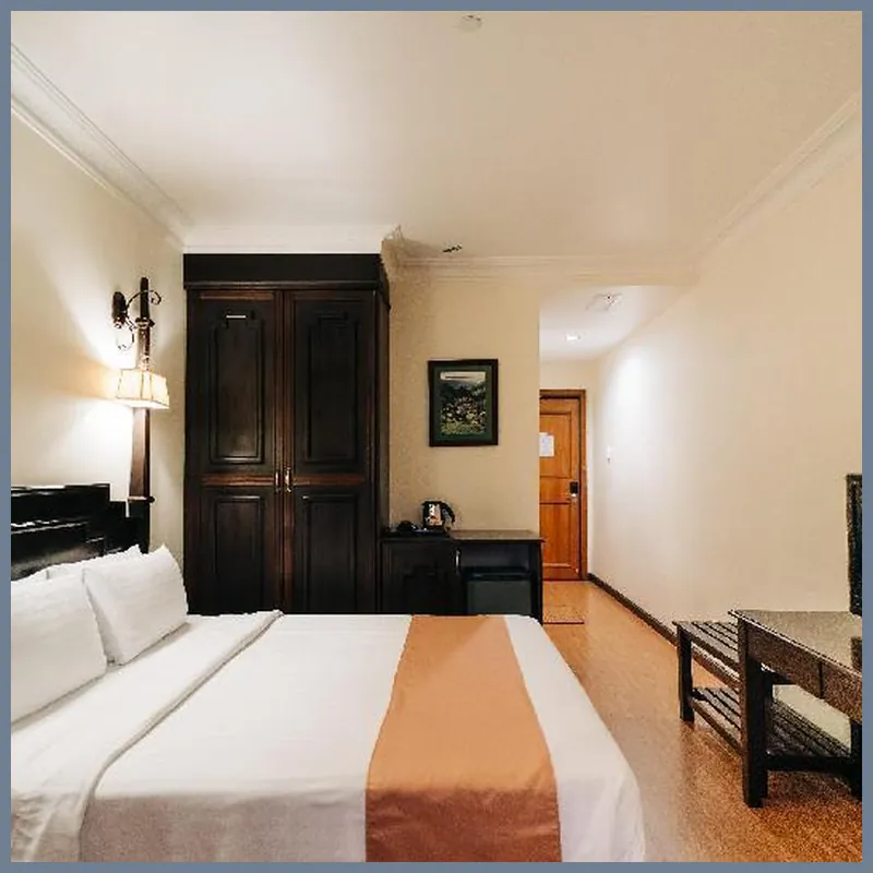 Hotel De'La Ferns 호텔 내부 이미지