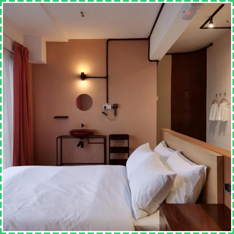 Walk-Up To SIAR - Children Not Allowed 호텔 내부 이미지