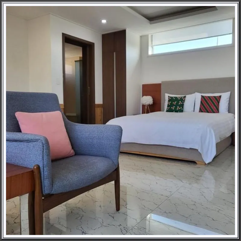 seogwipo seumateupulbilra 호텔 내부 이미지