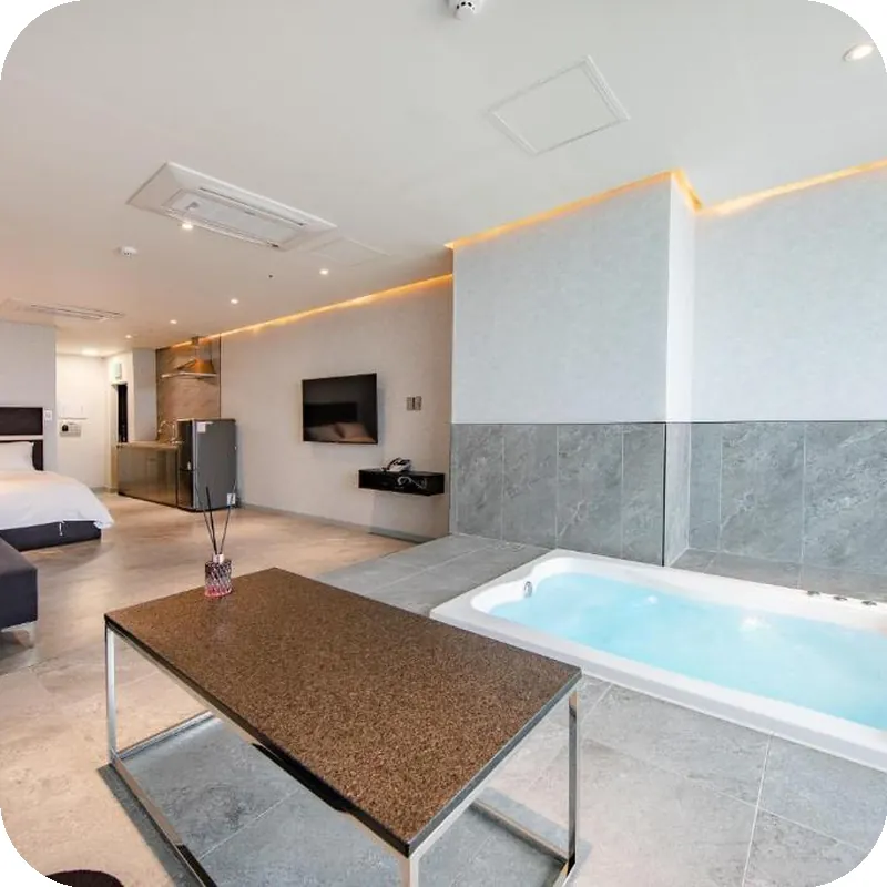 Sokcho Pool View Spa Pool Villa 호텔 내부 이미지