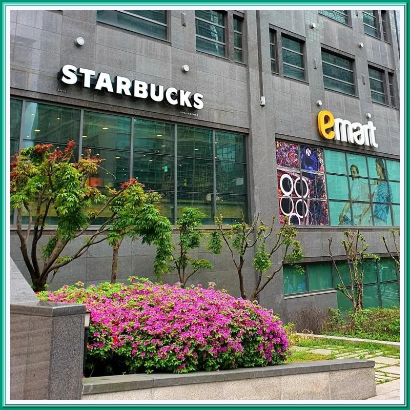 Newly Renovated 100-Year-Old House @4Subway Lines 호텔 이미지