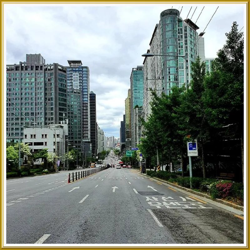 Newly Renovated 100-Year-Old House @4Subway Lines 호텔 이미지