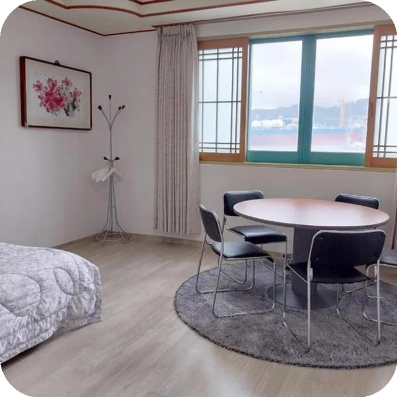 Geoje Queen Motel 호텔 내부 이미지