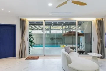 Gyeongju Marbella Pool Villa N Screen Golf