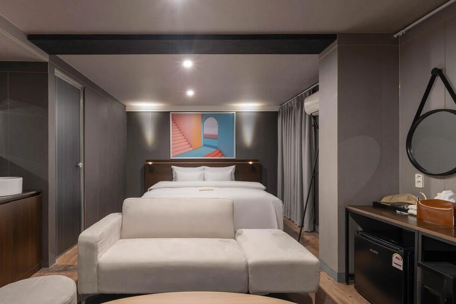 신촌 URBAN HOTEL&PLAY 객실 내부